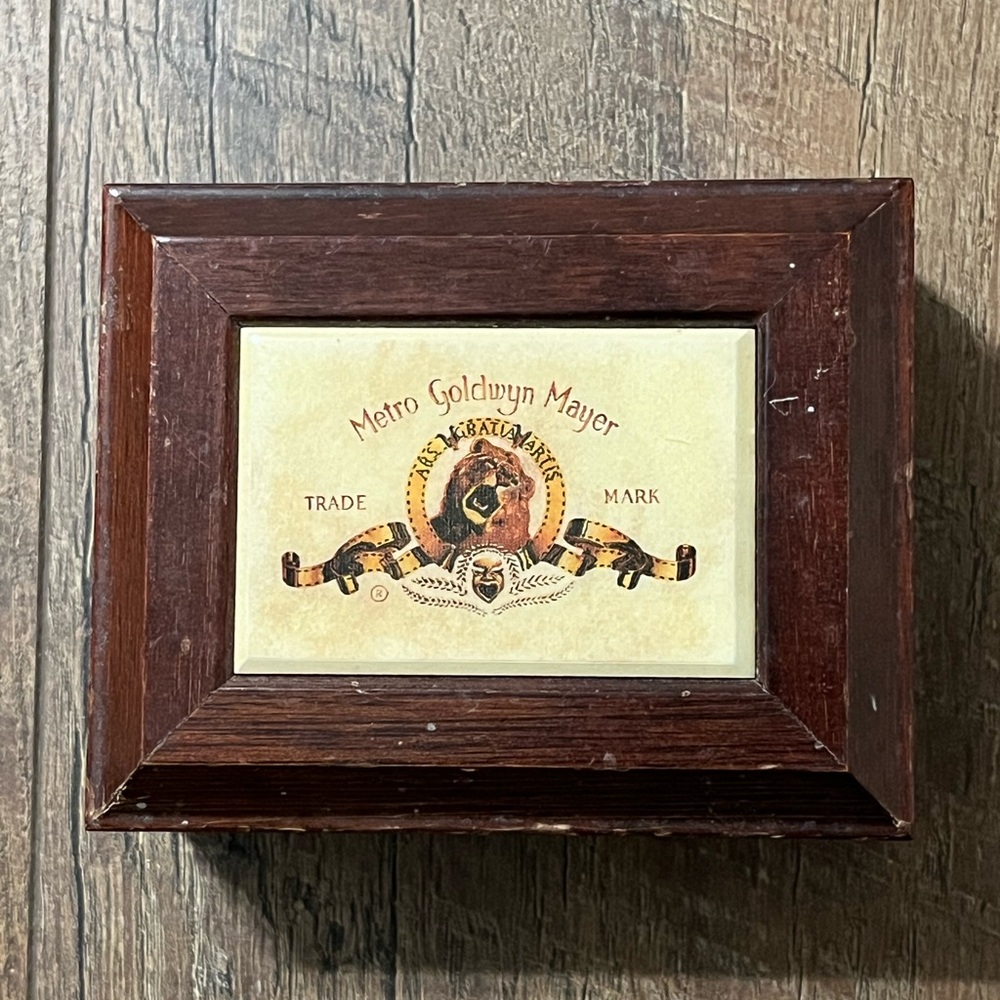 MGM Vintage Felt-lined Box